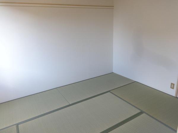 シャルムハイツ　Ａ棟
