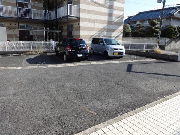 シャルムハイツ　Ａ棟