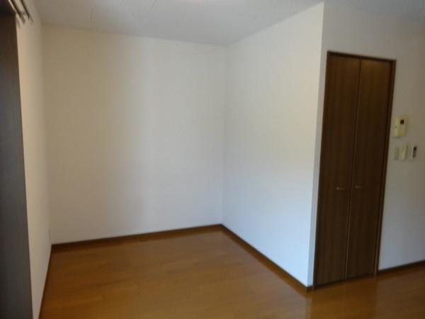 アンプルールクラージュmontvert