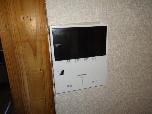 向陽台５丁目貸家