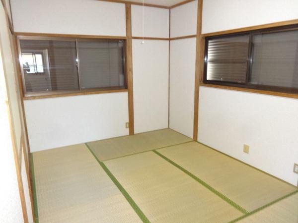 向陽台５丁目貸家