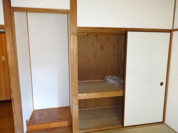 向陽台５丁目貸家