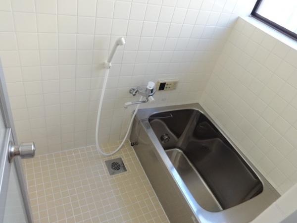 向陽台５丁目貸家