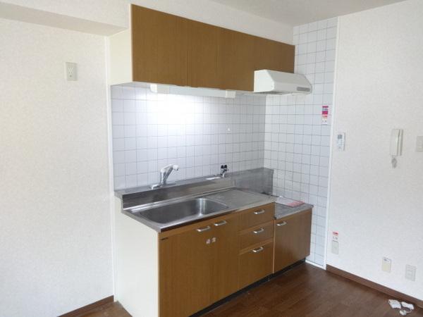 リーヴァ三日市