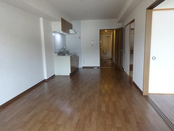 リーヴァ三日市