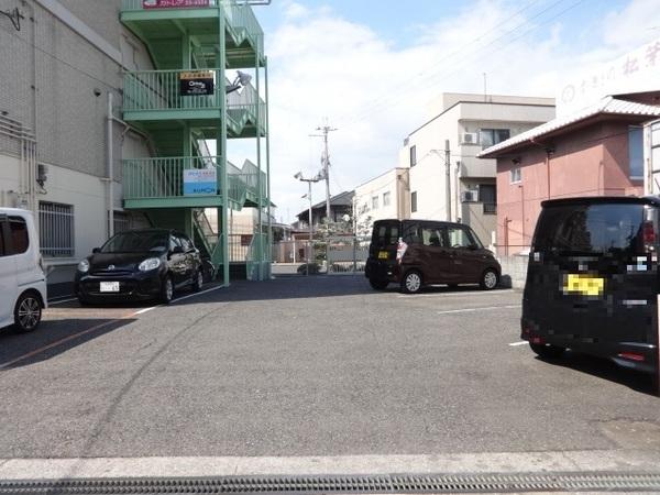 丸富ビル