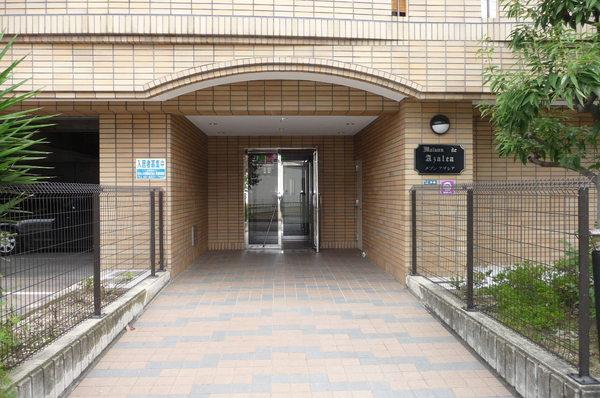 メゾンアザレア