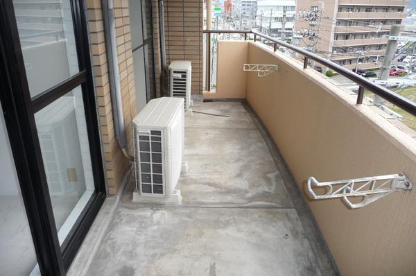 メゾンアザレア