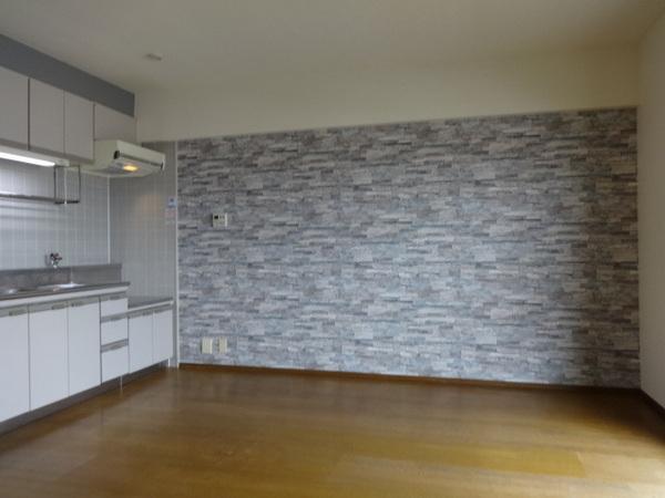 メゾンアザレア