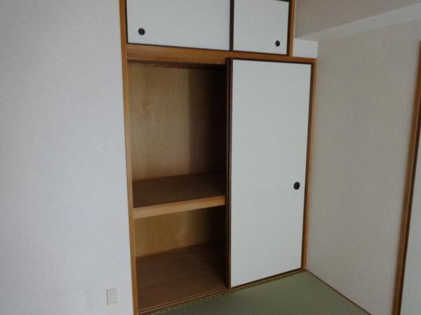 メゾンアザレア