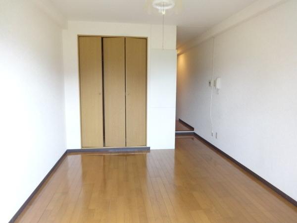キャッスル山村　Ａ棟