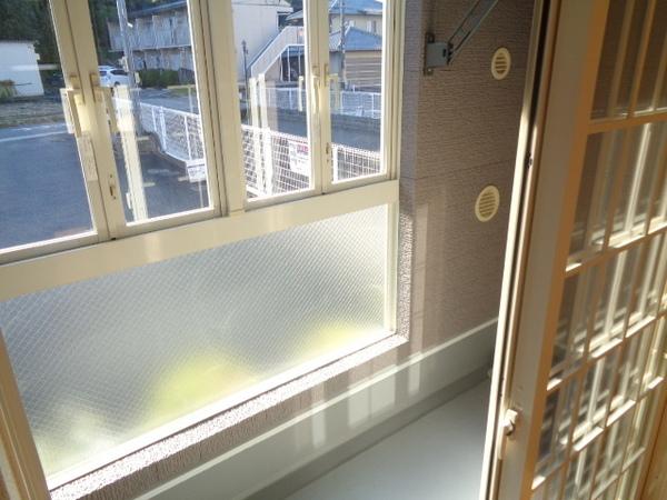 シェーネ　エレガンシア