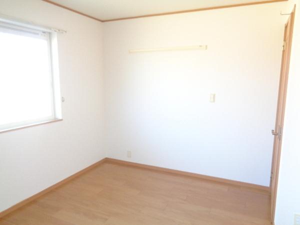 シェーネ　エレガンシア