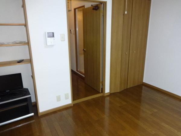 ベルメゾン一須賀　１号館
