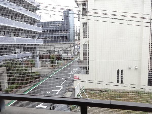クレインファースト