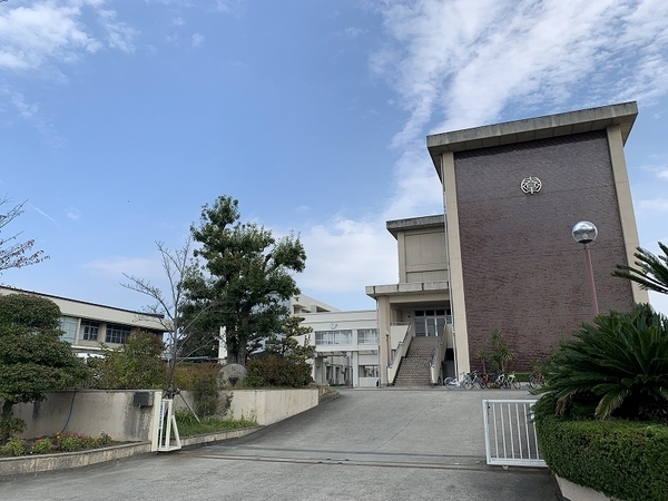 愛知郡東郷町大字春木字新池の貸地(東郷町立春木中学校)