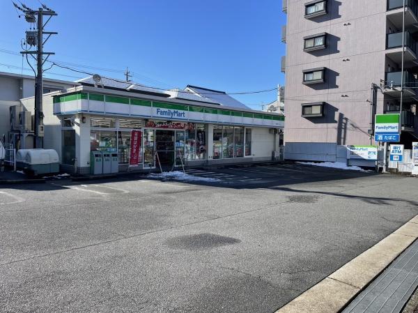 Sacrament”E”(ファミリーマート名東藤が丘店)