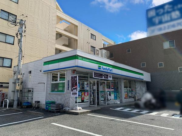 駈上住宅A棟(ファミリーマート瑞穂新瑞橋店)
