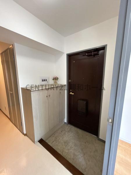 ライオンズマンション泉第2(玄関)