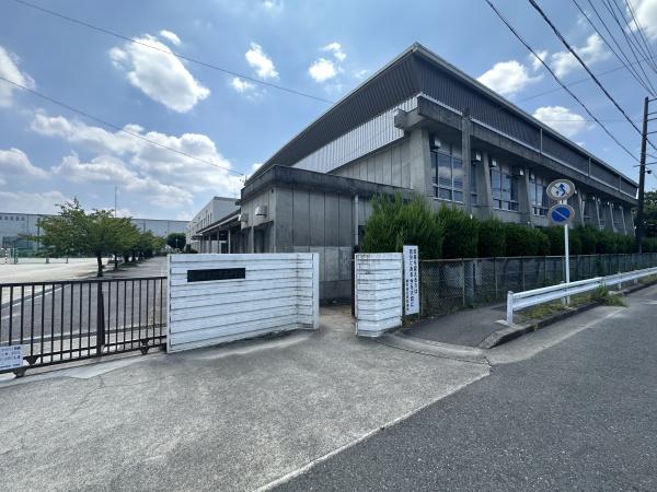 ネコと子犬のワルツ(春日井市立鷹来中学校)