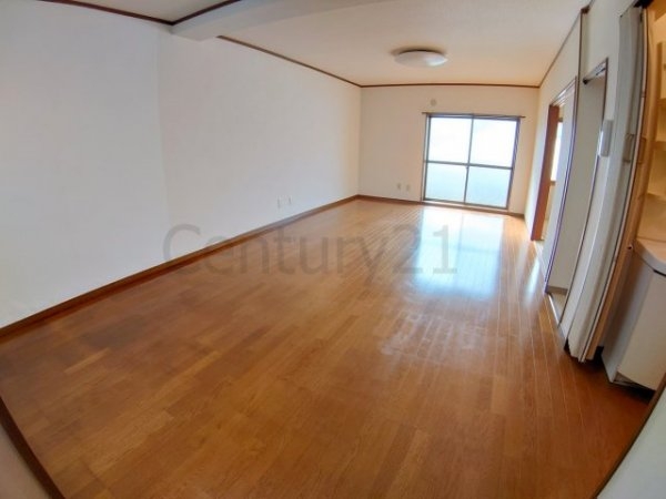 弥栄マンション(リビング)