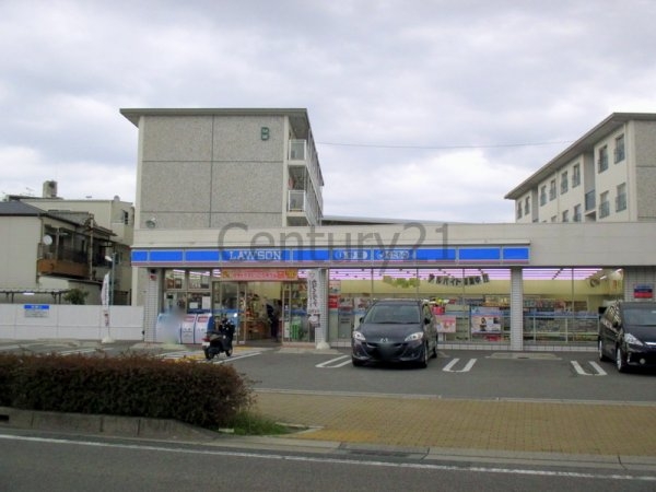 松本ハイツ(ローソン西宮段上町六丁目店)
