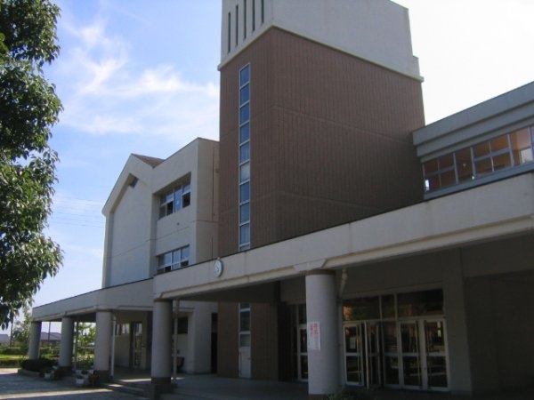 宝塚山手ハイツ(宝塚市立 山手台中学校)