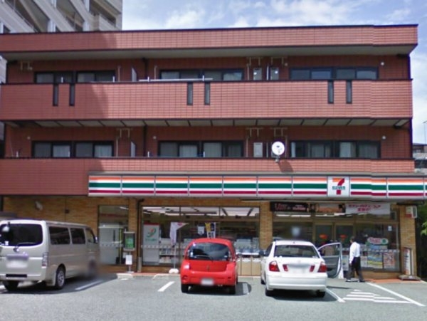 クレイドル宝松苑(セブン-イレブン 宝塚湯本町店)