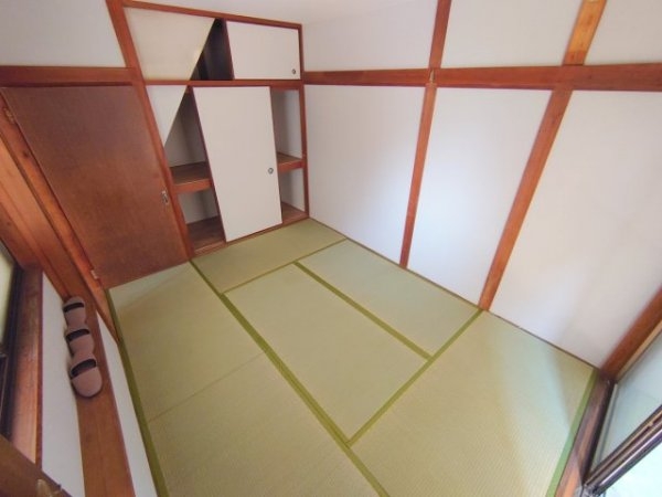 米谷2丁目戸建