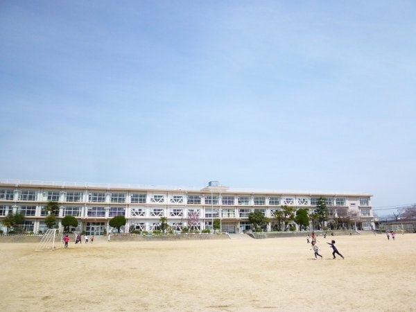 リジェール宝塚(宝塚市立 良元小学校)