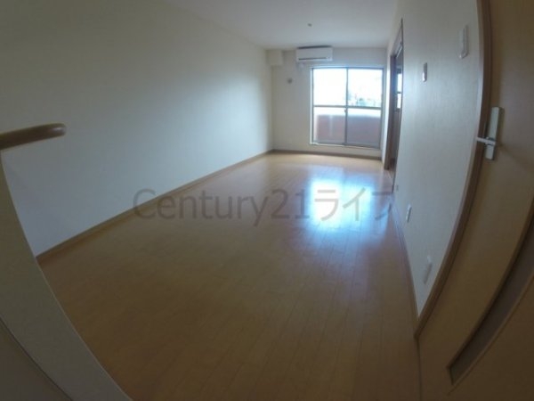 コーポマーバラス