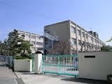 鉢塚1丁目貸家(池田市立緑丘小学校)