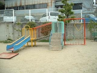 畑4丁目貸家(東畑公園)