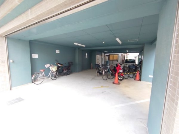 グルーラいけだ(駐車場)