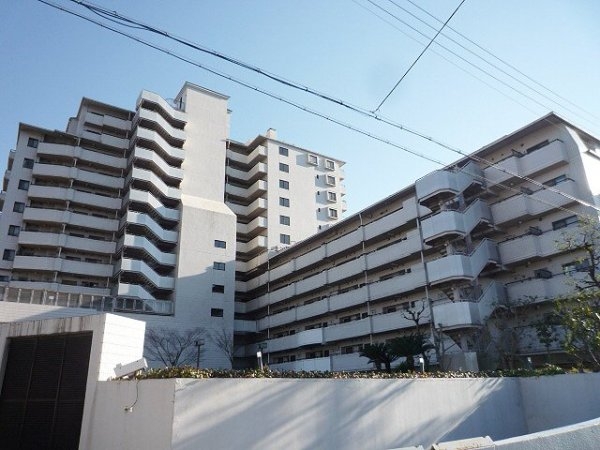 ユニベール宝塚