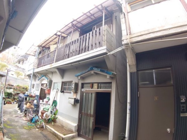 ヒューゲリハウス箕面・石橋阪大前