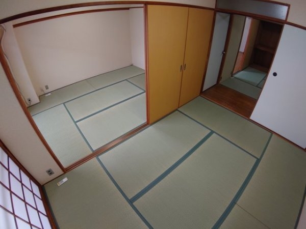 ローレルハイツ宝塚2号棟