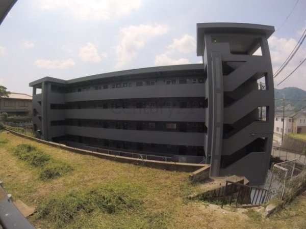 岩伸宝塚ファミールB棟