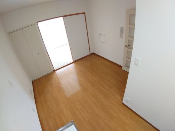 池田市八王寺１丁目のマンション