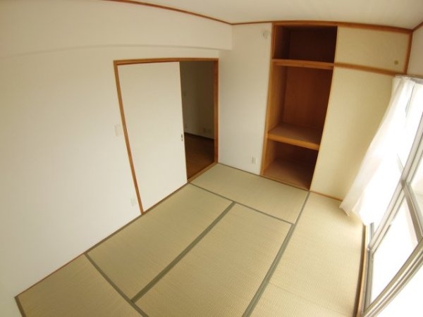 池田市八王寺１丁目のマンション