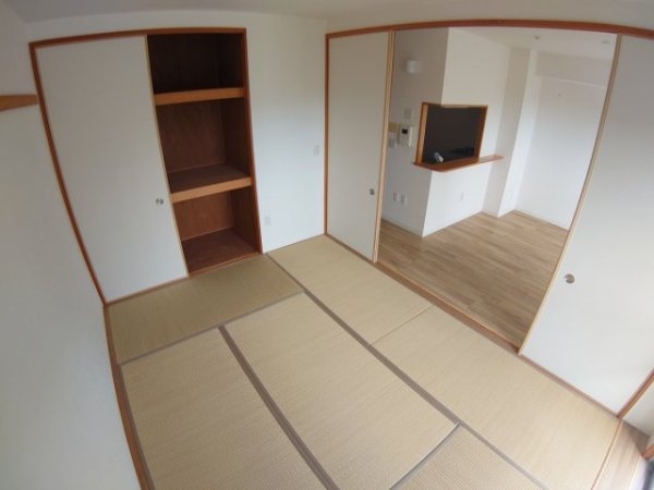池田市緑丘２丁目のマンション