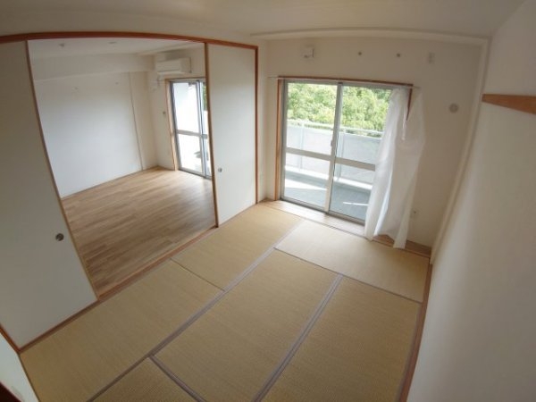 池田市緑丘２丁目のマンション
