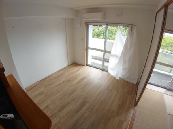 池田市緑丘２丁目のマンション