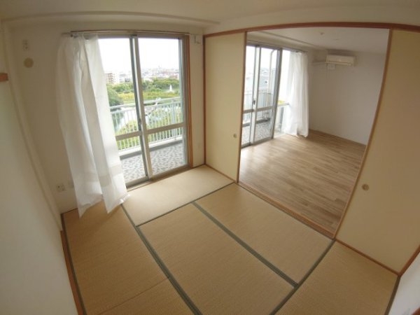池田市緑丘２丁目のマンション