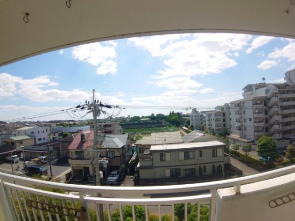池田市八王寺１丁目のマンション