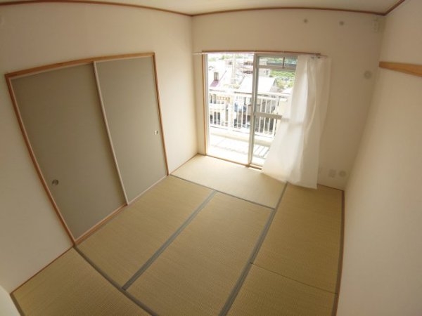 池田市八王寺１丁目のマンション