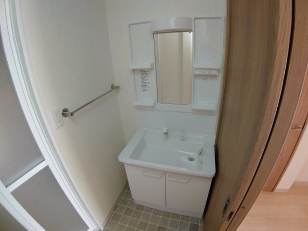 池田市綾羽２丁目のテラスハウス