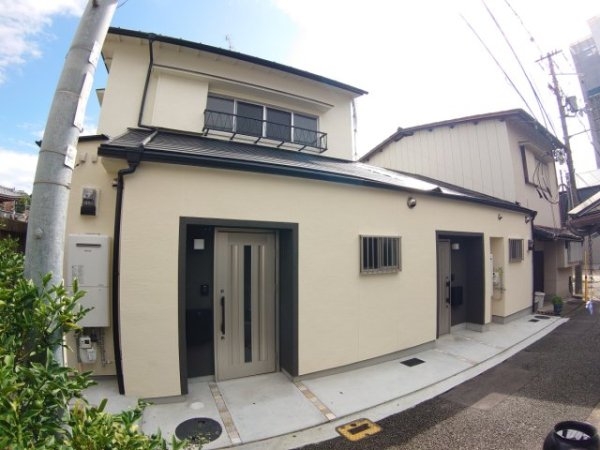 池田市綾羽2丁目のテラスハウス