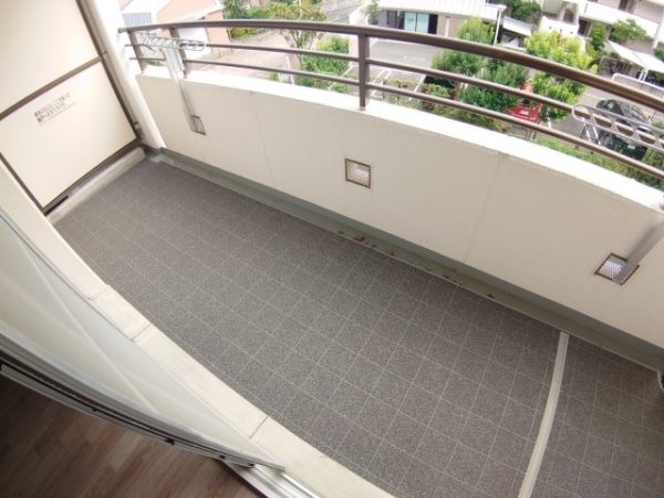 池田市五月丘２丁目のマンション