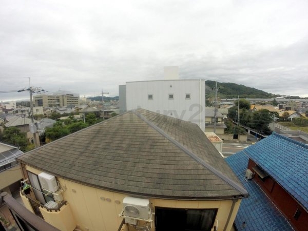 川西市小戸１丁目のマンション